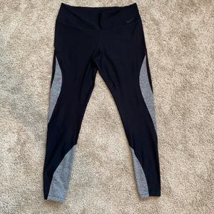 Nike black leggings